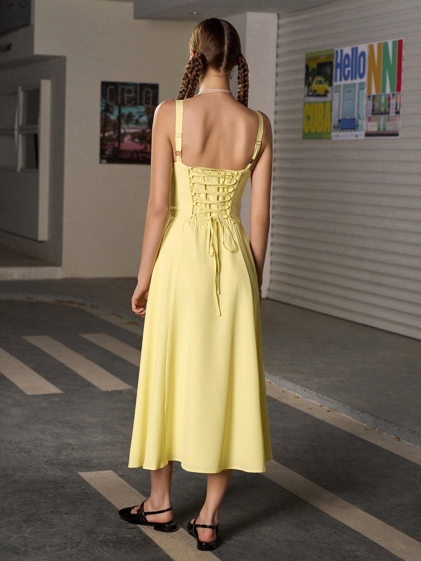 Sandy - Elegant Summerdress