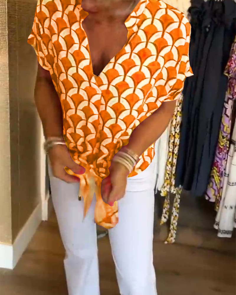 Irene - Short-sleeved V-neck printed casual top