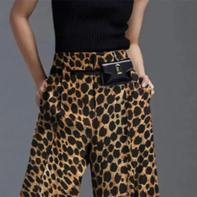 Becky – Bold Leopard Wide-Leg Trousers