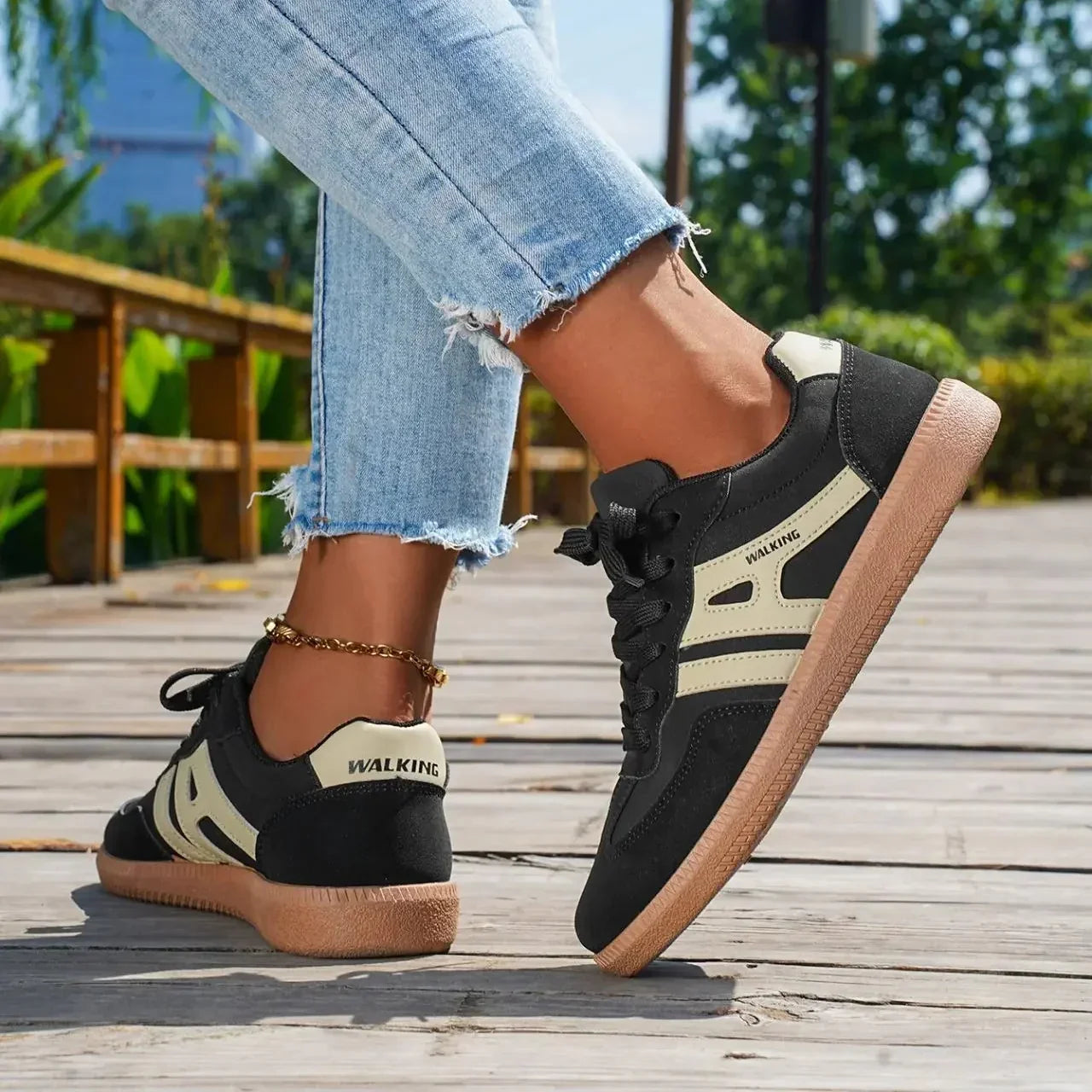 Elvara – Orthopedic Sneaker