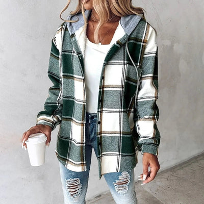 Elodie – The Effortless Plaid Jacket